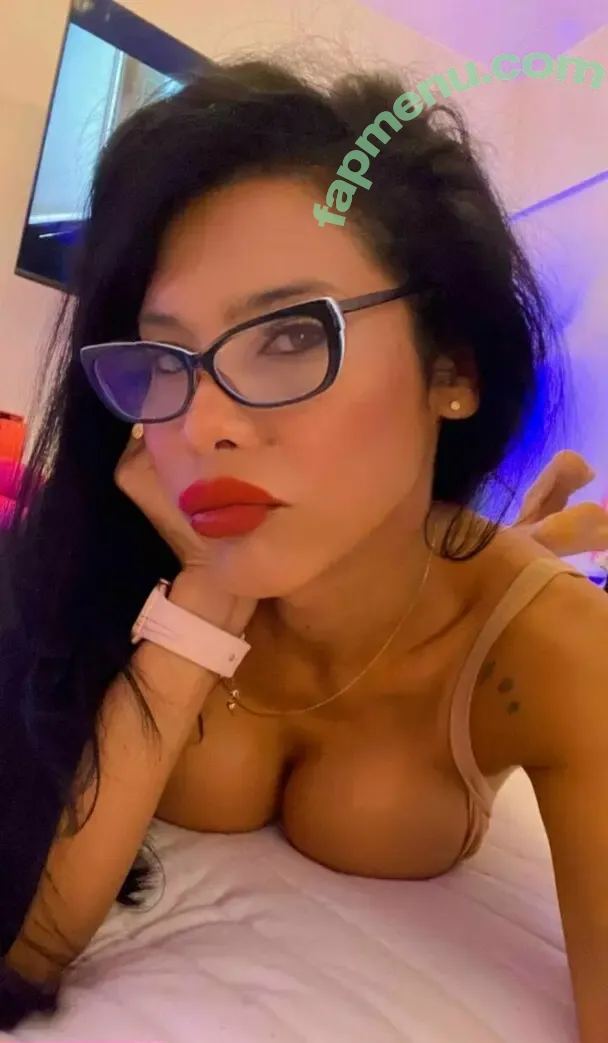 your.sofia.ts nude photo #0039 (y0urs0fia)