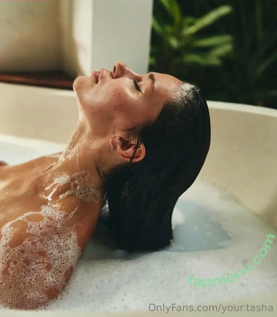 YOUR TASHA nude photo #0162 (tashaghouri / your.tasha)