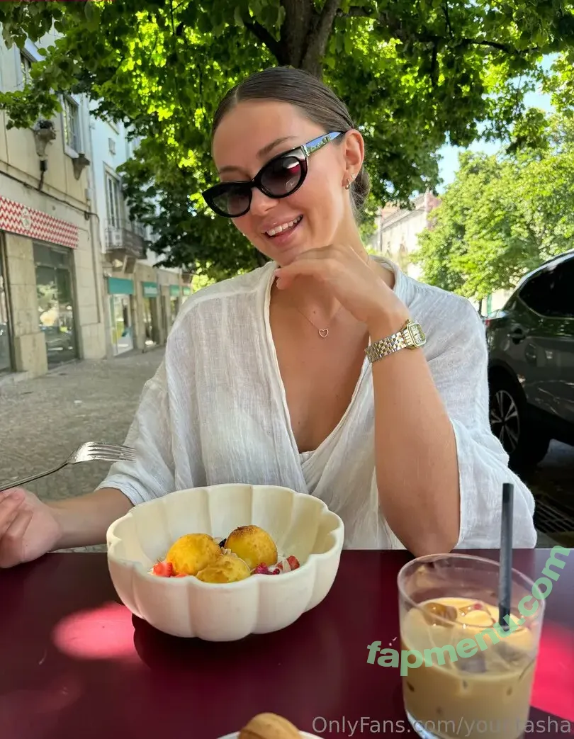 YOUR TASHA nude photo #0164 (tashaghouri / your.tasha)