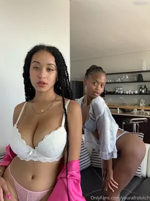 YourAfroBitch / Meleessa nude photo #0202