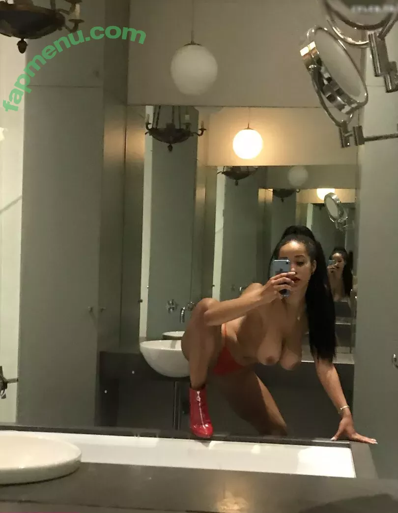 YourAfroBitch nude photo #0132 (Meleessa / melissabarreram / thatafrobitch)