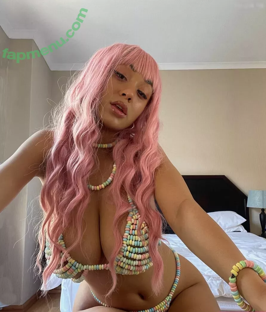 YourAfroBitch nude photo #0566 (Meleessa / melissabarreram / thatafrobitch)