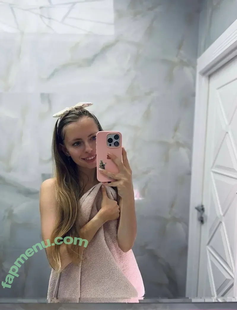 yourangeldiana nude photo #0018 (yourangeldiana)