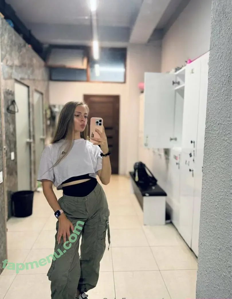 yourangeldiana nude photo #0044 (yourangeldiana)