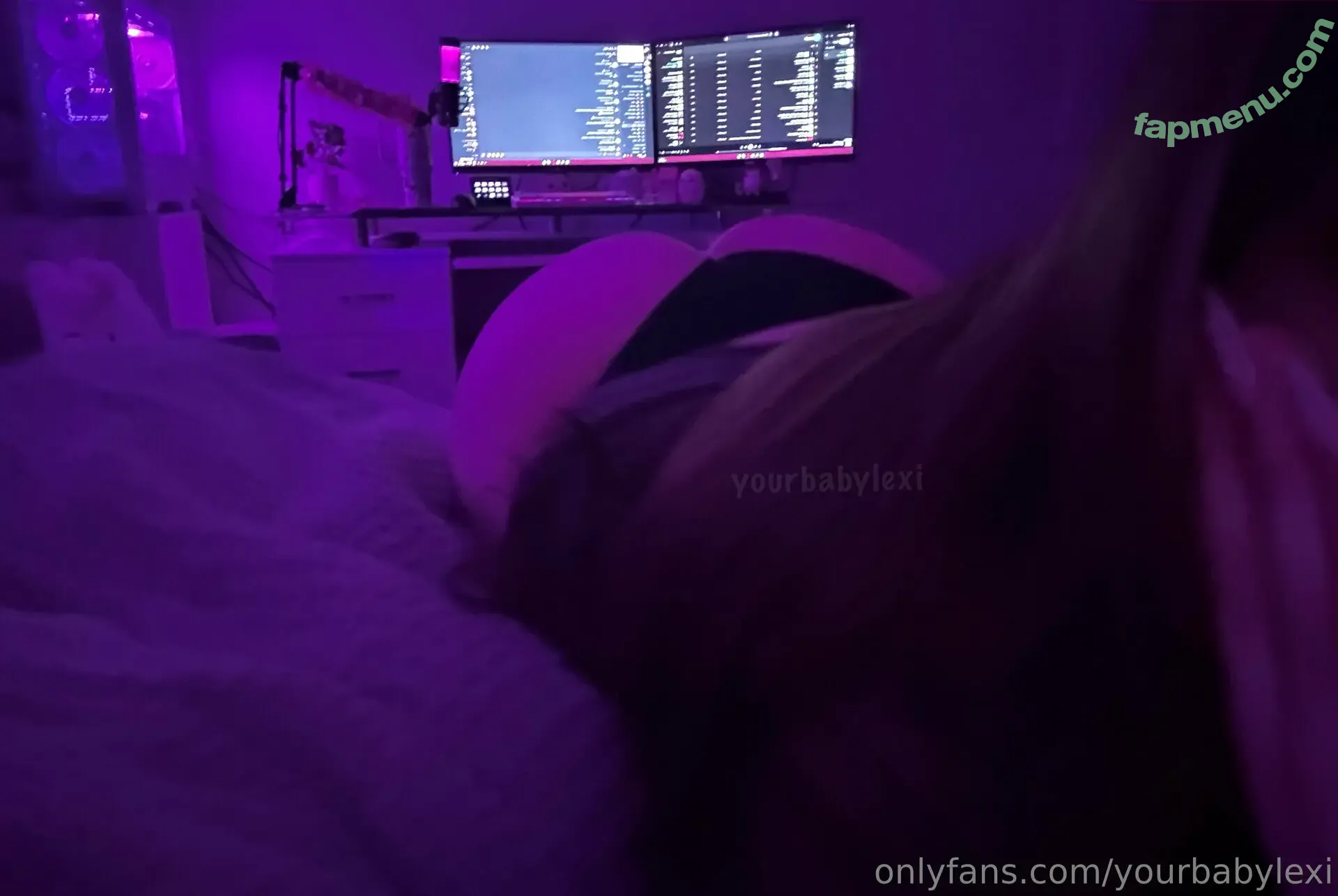 yourbabylexi nude photo #0011 (ohhbabyitslexi)