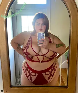 yourbigfatfriend / Yourbigfatfem nude photo #0040