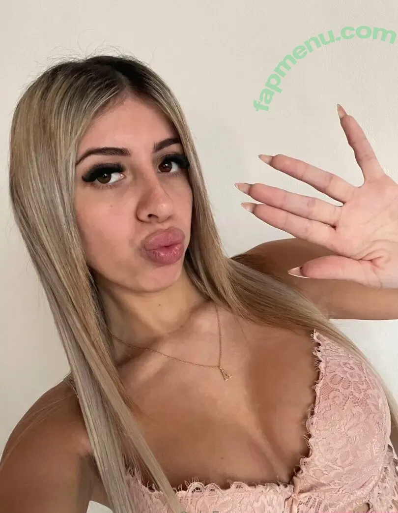 yourblondetinax nude photo #0012 (yourblondiex)