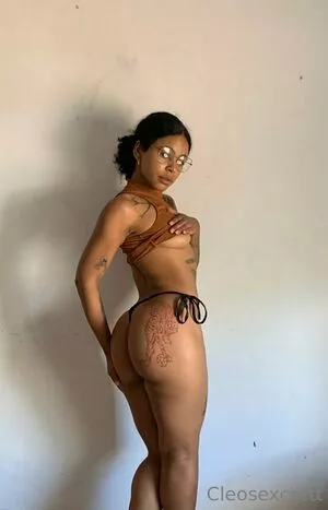 yourcleopathra / babecleoo / realkleopathraa nude photo #0124