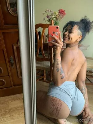 yourcleopathra / babecleoo / realkleopathraa nude photo #0135