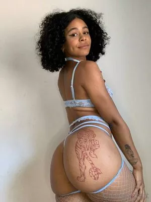 yourcleopathra / babecleoo / realkleopathraa nude photo #0151