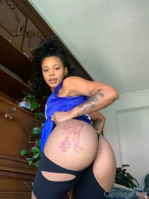 yourcleopathra / babecleoo / realkleopathraa nude photo #0169