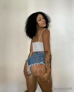 yourcleopathra / babecleoo / realkleopathraa nude photo #0195
