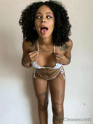 yourcleopathra / babecleoo / realkleopathraa nude photo #0221