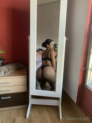 yourcleopathra / babecleoo / realkleopathraa nude photo #0243