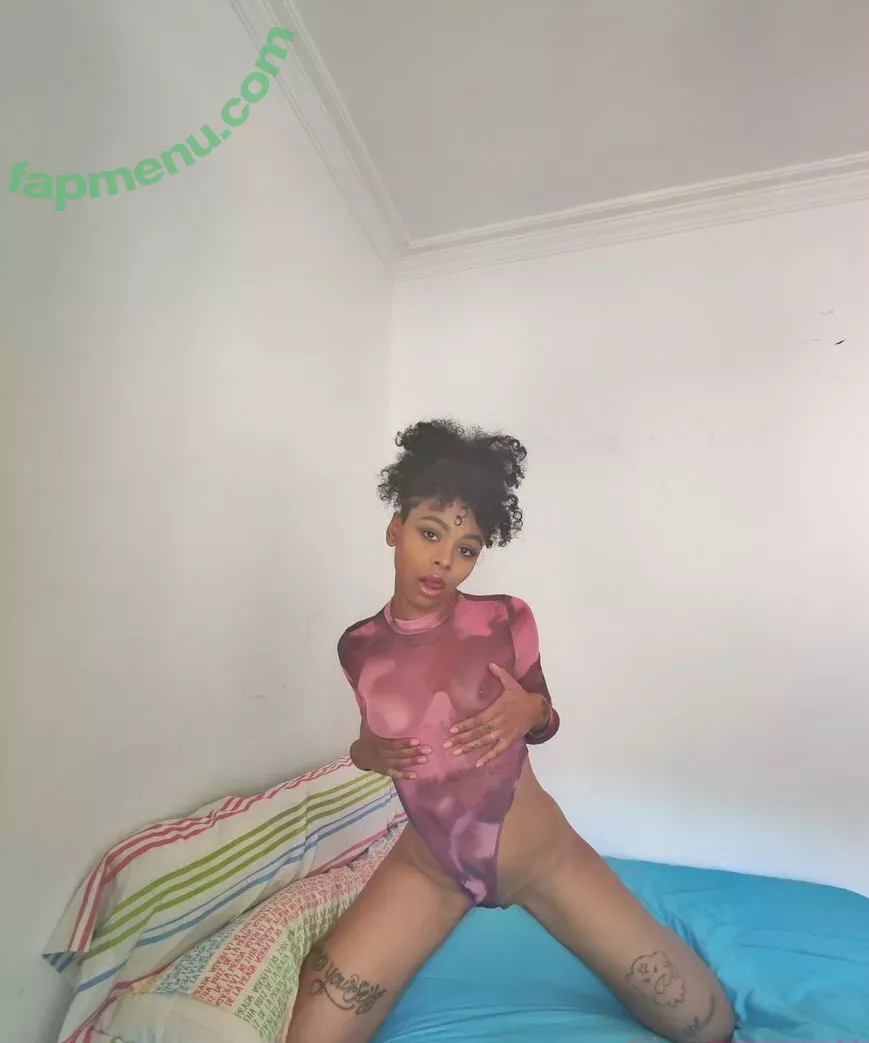 yourcleopathra nude photo #0043 (babecleoo / realkleopathraa)