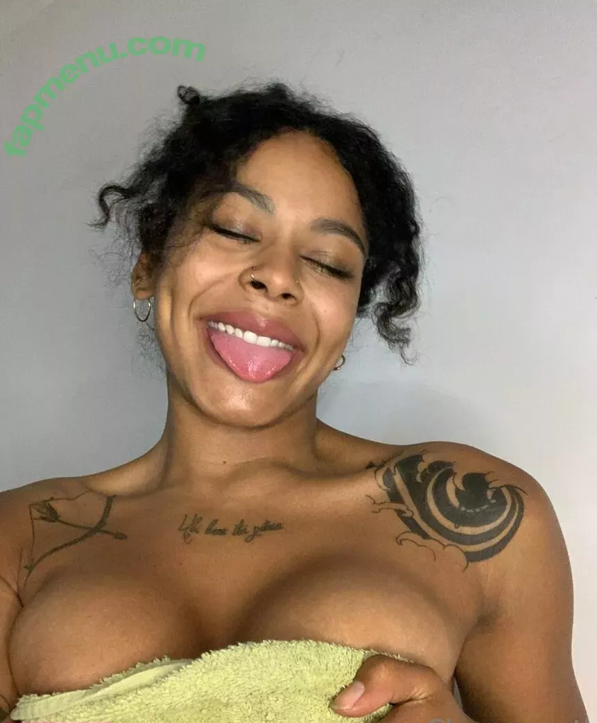yourcleopathra nude photo #0100 (babecleoo / realkleopathraa)