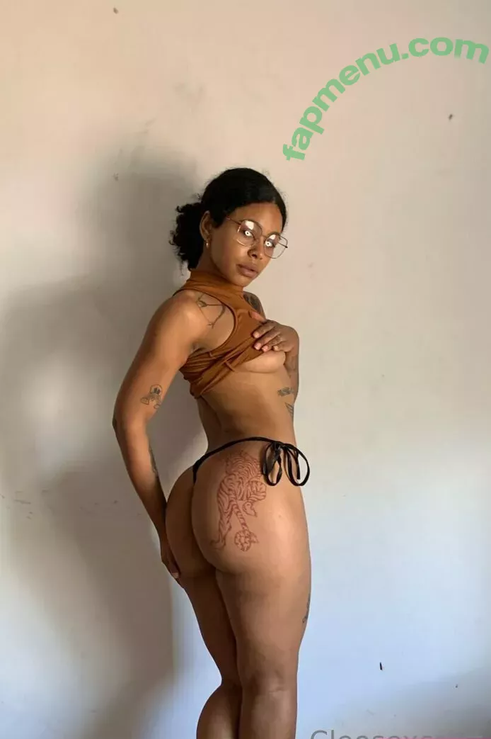 yourcleopathra nude photo #0124 (babecleoo / realkleopathraa)