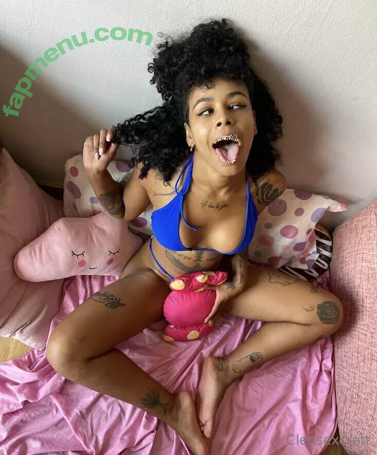 yourcleopathra nude photo #0302 (babecleoo / realkleopathraa)