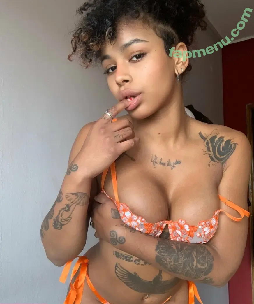 yourcleopathra nude photo #0475 (babecleoo / realkleopathraa)