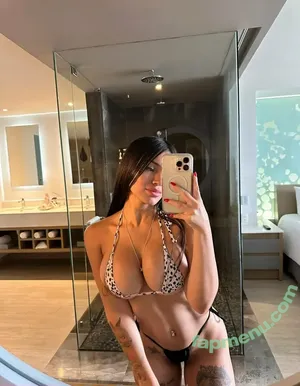 yourcocoqueen / yourcocoqueenofficial nude photo #0190
