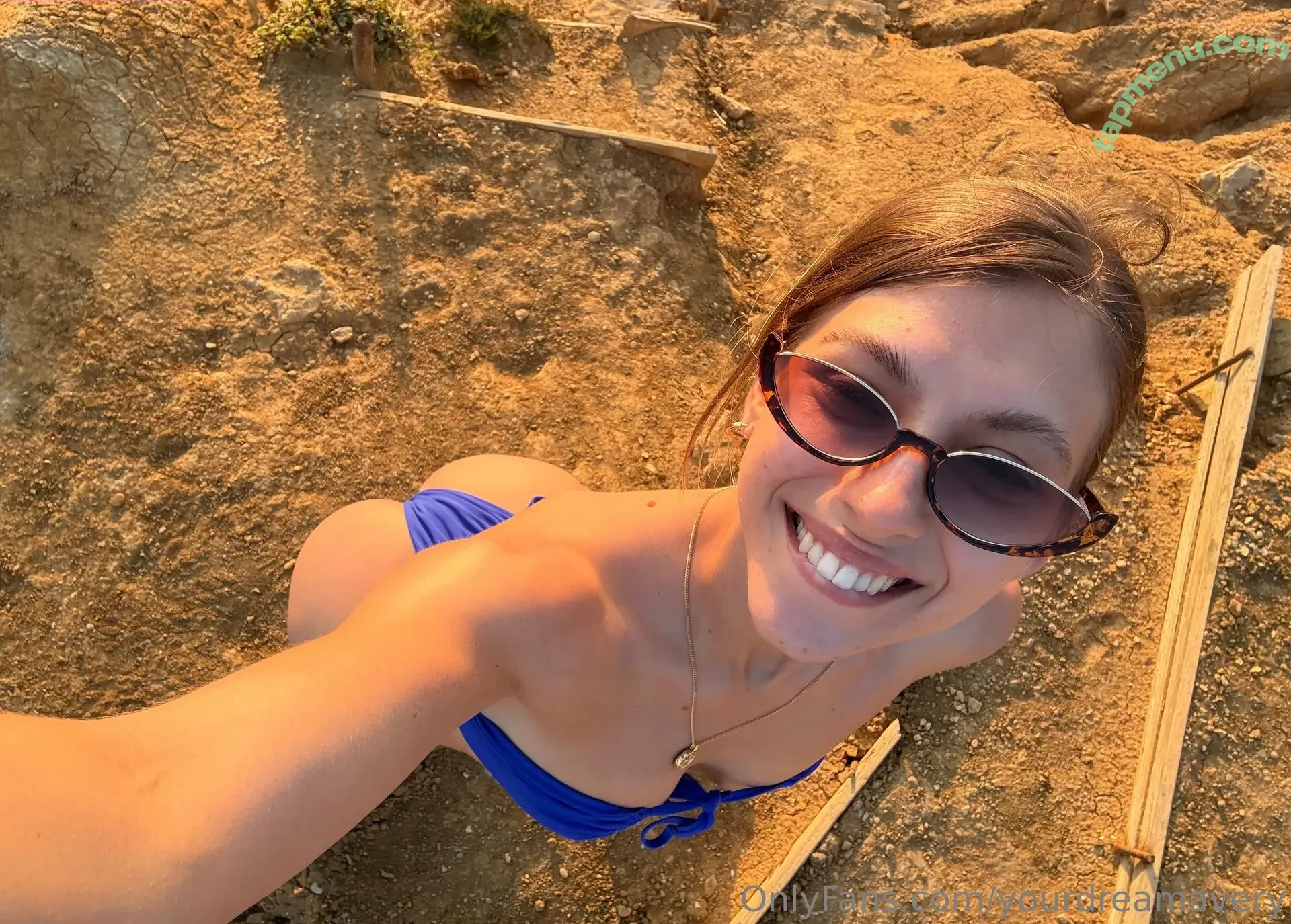 yourdreamavery nude photo #0011 (yourdream.avery)