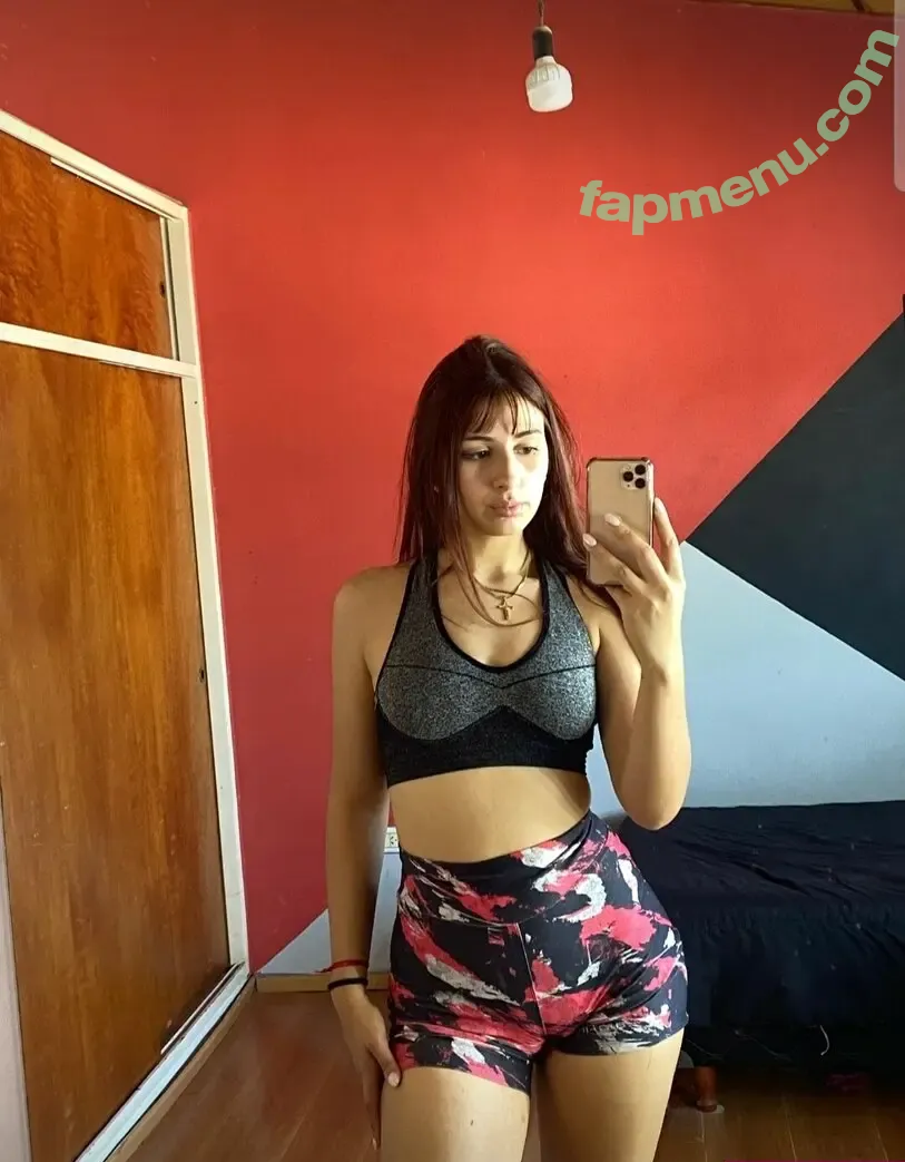 yourdreamychloe nude photo #0059 (Your Dreamy Chloe / chloes_kisses / yourdreamychloe...)