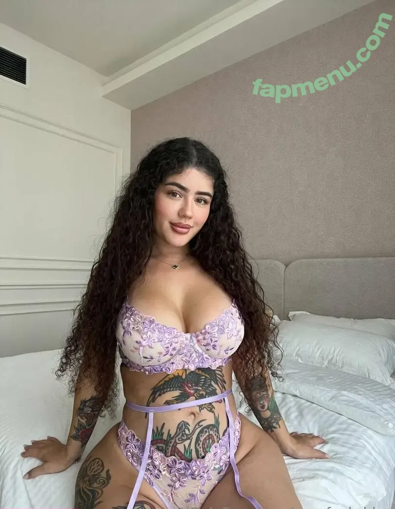 yourfavbrbby nude photo #0076 (yourfavbby)