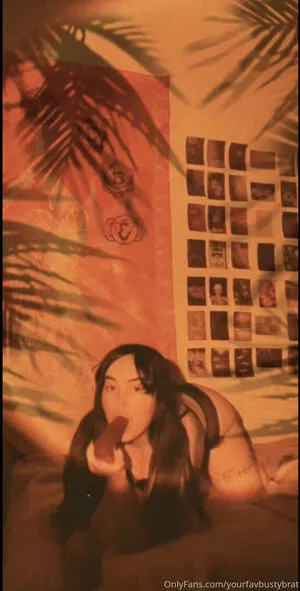 yourfavbustybrat / yourfavbratt nude photo #0051