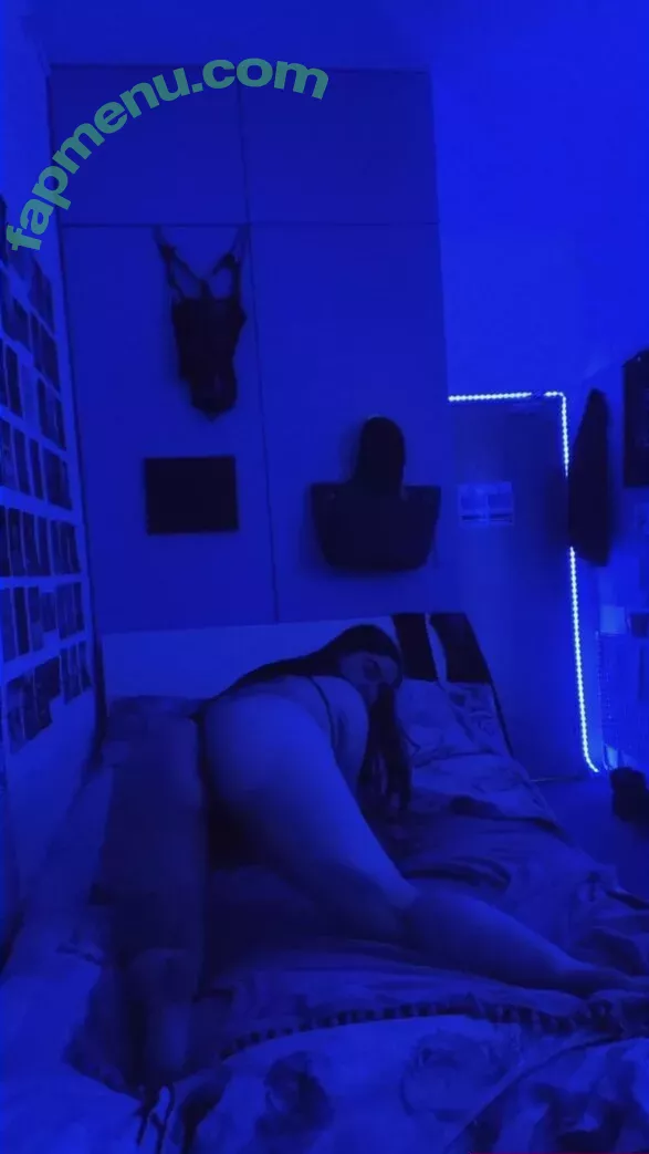 yourfavbustybrat nude photo #0032 (yourfavbratt)