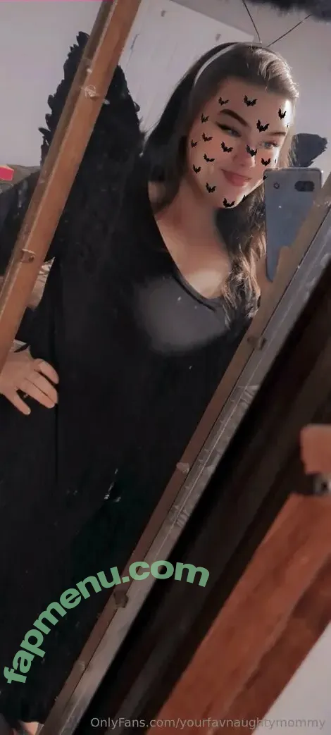 yourfavnaughtymommy nude photo #0013 (yourfavnaughtymommy)