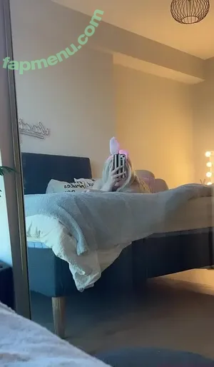  nude photo #0002