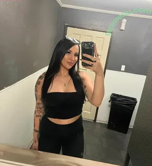yourfutureexwifey / mtvclaud nude photo #0002
