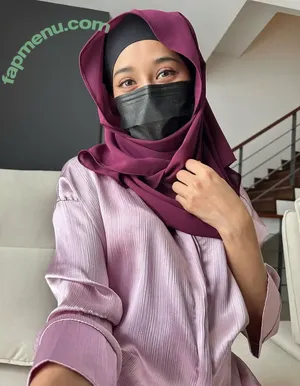 yourgfaliyah / yofavvniyaa nude photo #0078