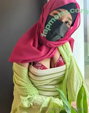 yourgfaliyah / yofavvniyaa nude photo #0091