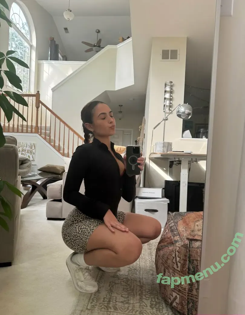 yourgigii nude photo #0006 (yourgigi)