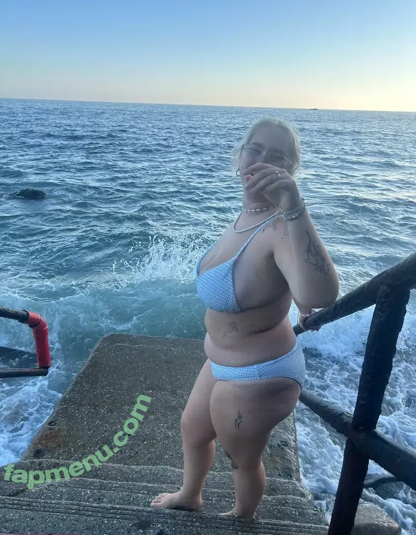 yourgirldawn nude photo #0004 (yourgirldan)
