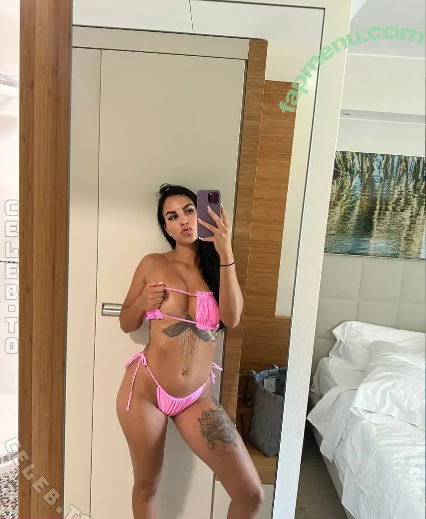 yourgirljulsi nude photo #0047 (juicy.julsie / your_girl_julsi)