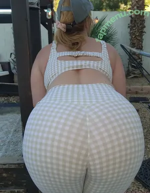 yourhornyneighbor / bigdtoji nude photo #0089