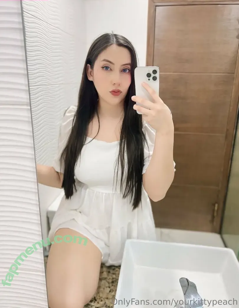 yourkittypeach nude photo #0087 (yourkittypeach)