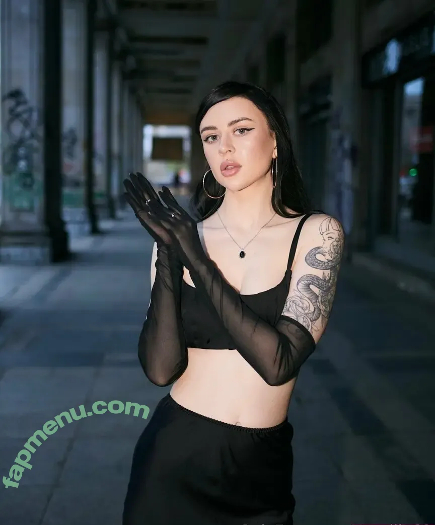 yourlily69 nude photo #0040 (yourlily69)