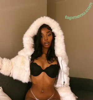 nude photo #0003