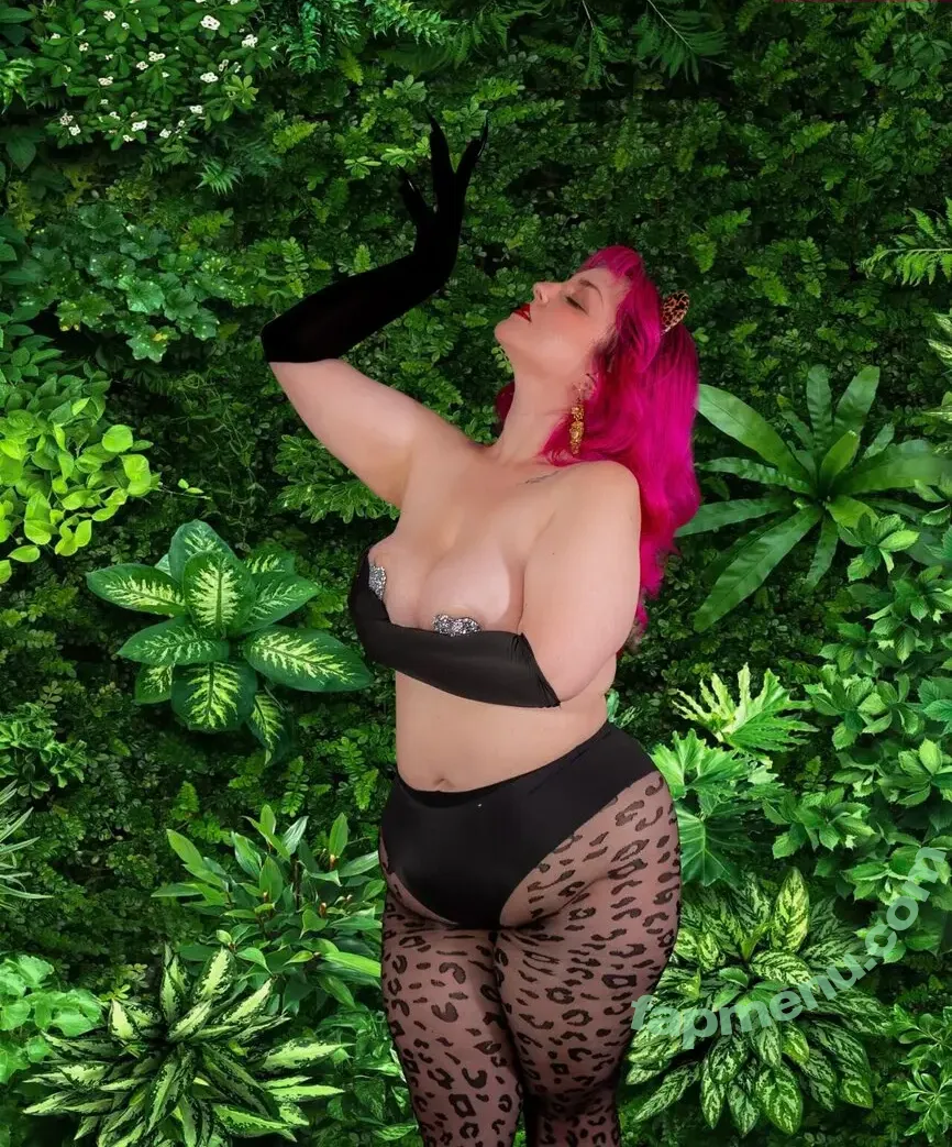 YourLocalPlantSlut nude photo #0006 (theplantslut)