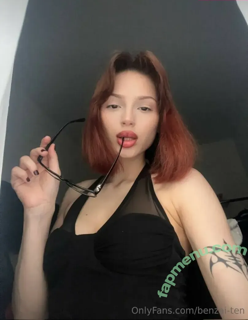 yourlovelystar nude photo #0008 (yourlovelystar)