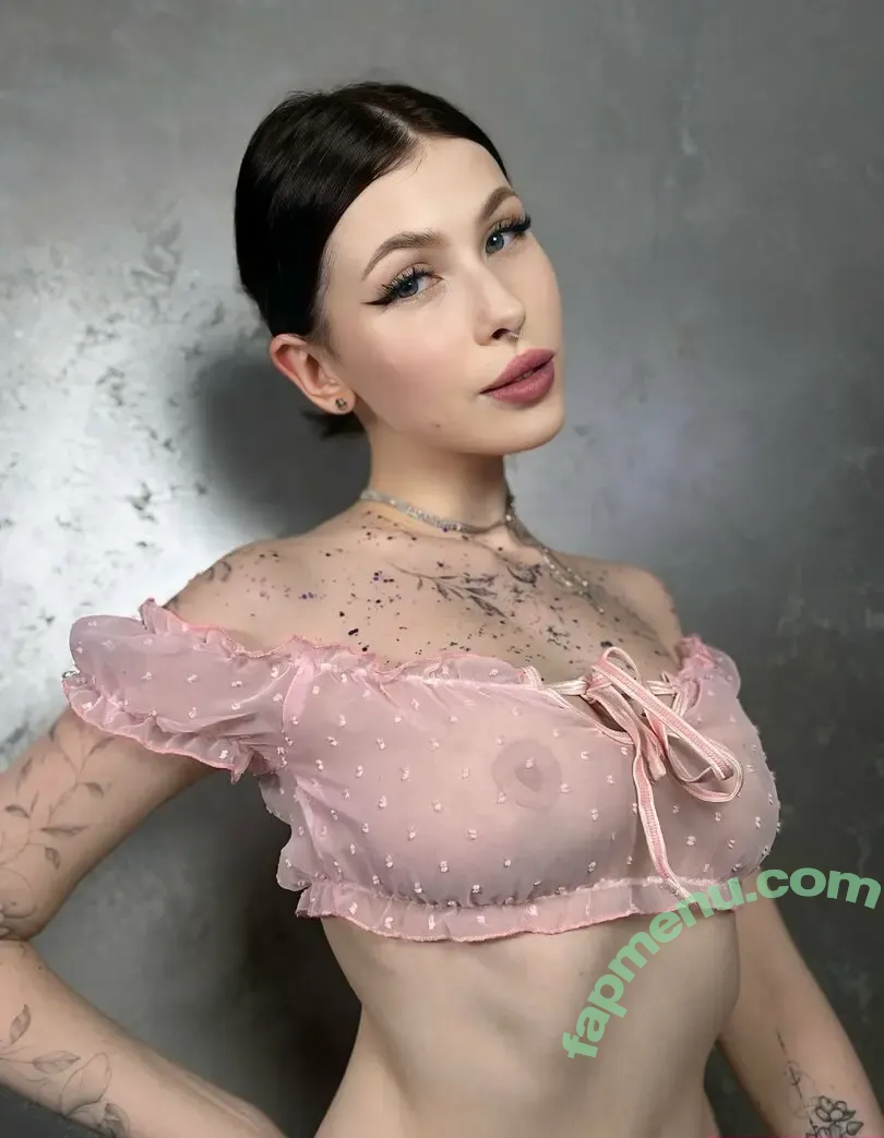 yourmiraclevip nude photo #0041 (dime_catalina / miracle.soffii)