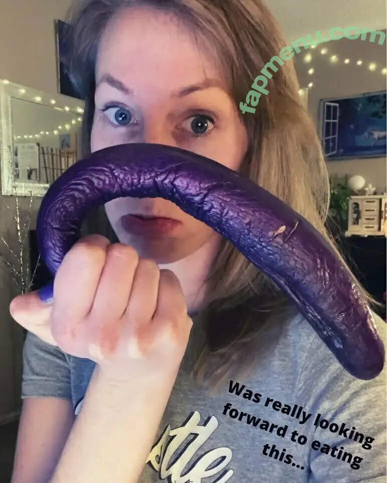 yourmorganmuse nude photo #0003 (unravelmymess)