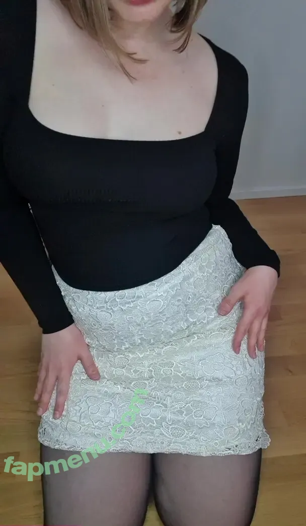 yournaturalmillf nude photo #0051 (yournaturalmilf)