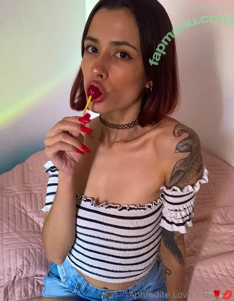 yournaughtyygirl nude photo #0002 (reel)