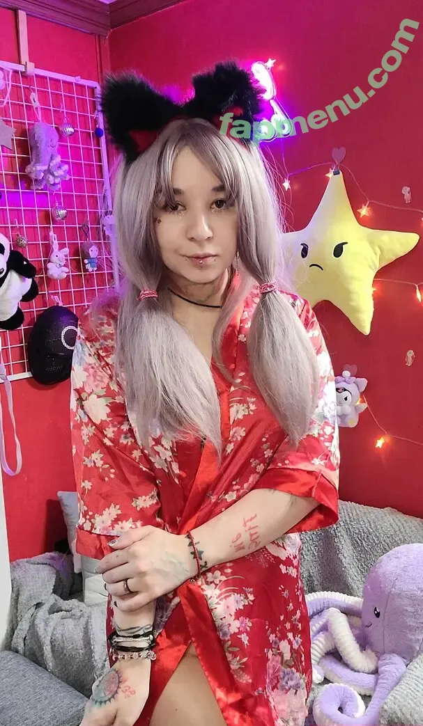 youronlyevelyn nude photo #0207 (youronlyevelyn)