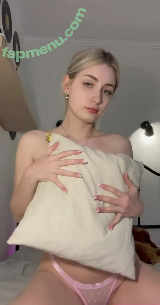 yourprettyalice nude photo #0066 (yourprettymilo)
