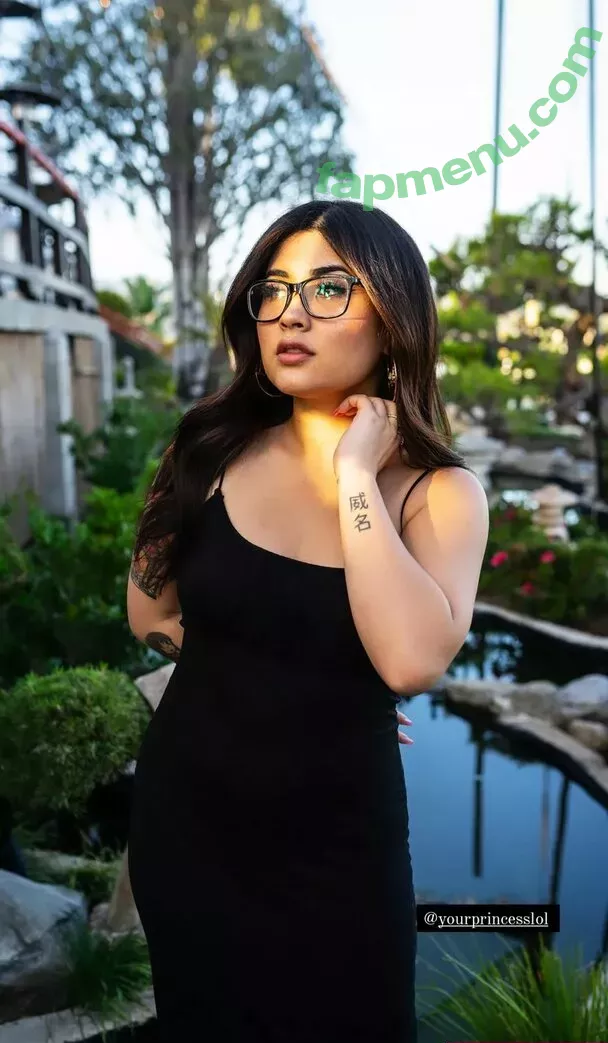 yourprincesslol nude photo #0118 (YourPrincess)